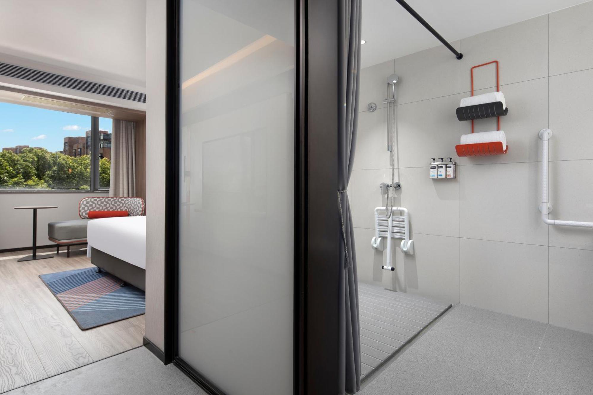 Hotel Express Gumei By Ihg Shanghai